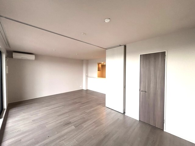 居室・リビング　★広々リビングスペース★