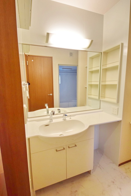 洗面設備　～朝の準備はこちらっ～