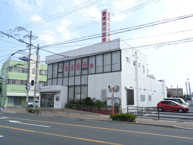 銀行　豊橋信用金庫新所原支店（銀行）まで632m