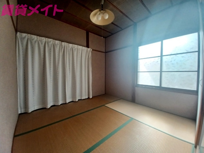 その他　別部屋同型写真