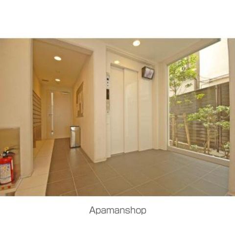 ロビー　ロビー