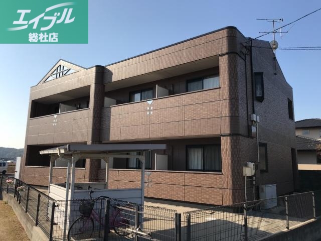 建物外観　外観写真（昼）