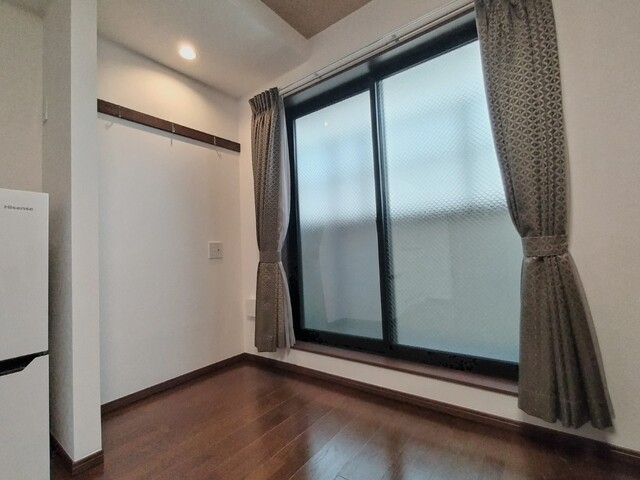 居室・リビング　※家具・家電・小物類残置