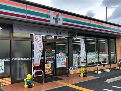 コンビニ　セブンイレブン 北新宿1丁目店（コンビニ）まで378m