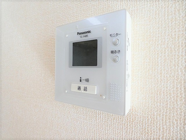 セキュリティ　写真は105号室です（参考）