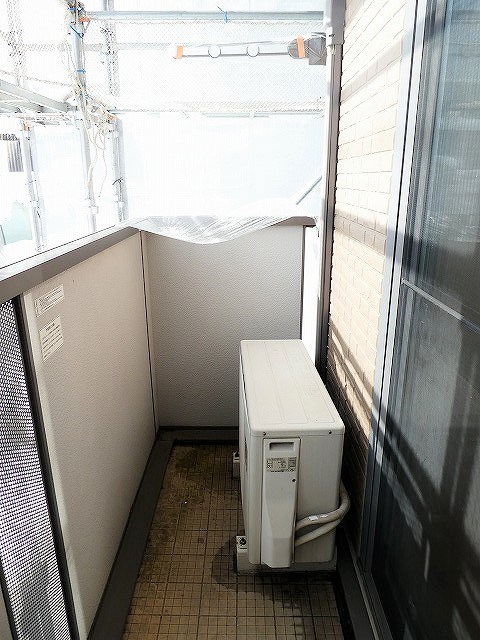 バルコニー　写真は105号室です（参考）