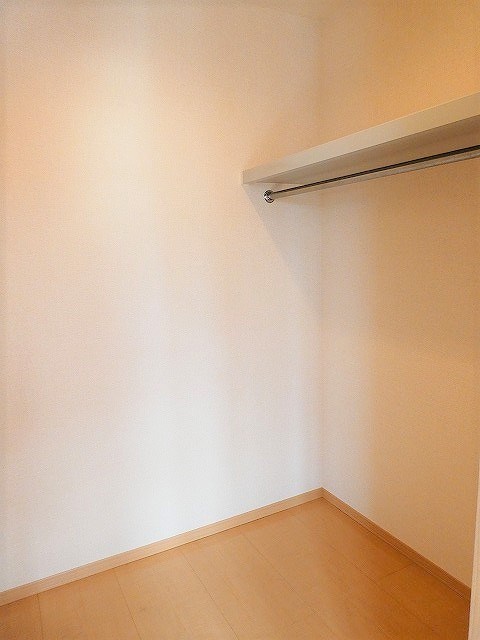 収納　写真は105号室です（参考）