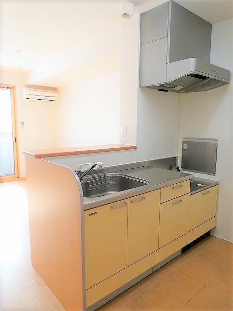 キッチン　写真は105号室です（参考）