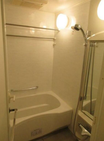 バス・シャワールーム　＊別部屋参考です