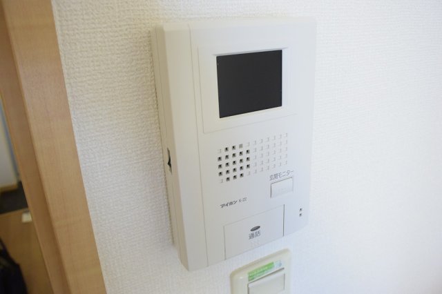 その他　モニター付インターホンで安心♪