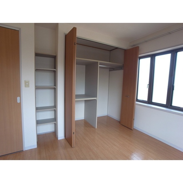 収納　収納力豊富なクローゼット