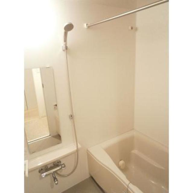 バス・シャワールーム　※写真は同タイプ住戸です。