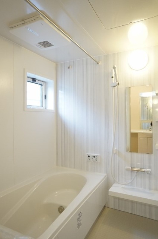 バス・シャワールーム　図面と現状に相違がある場合には現状を優先