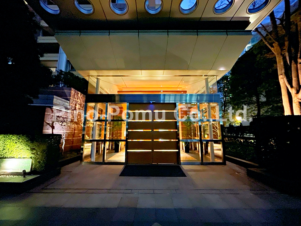 ショッピングセンター　MAGNET　by　SHIBUYA109（ショッピングセンター）まで273m