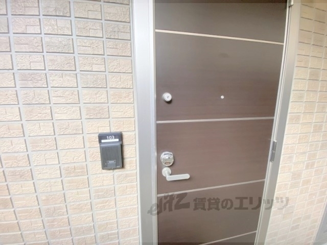 玄関　インターホン