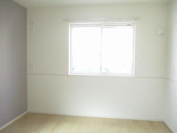 その他部屋・スペース　明るい洋室！