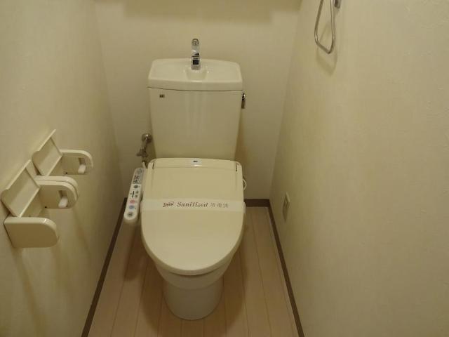 トイレ　シャワー付トイレ（イメージ）