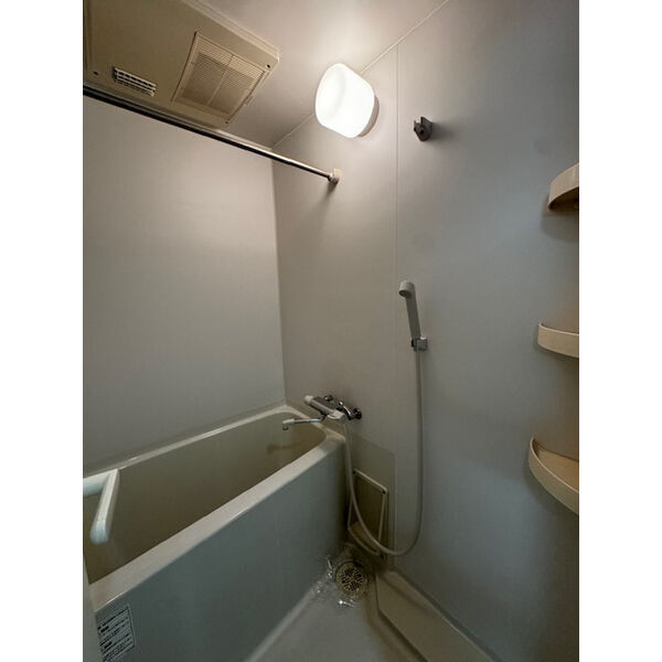 バス・シャワールーム　【ファーストフード】モスバーガー 小牧店まで1798m