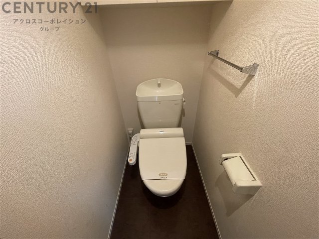 トイレ　温水洗浄便座つきでおすすめです☆