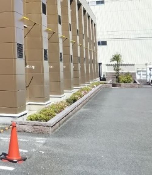 エントランス　外観