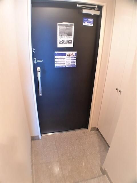 玄関　落ち着いた玄関です