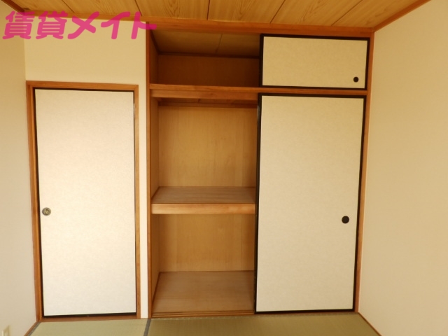 収納　別部屋同型タイプです。