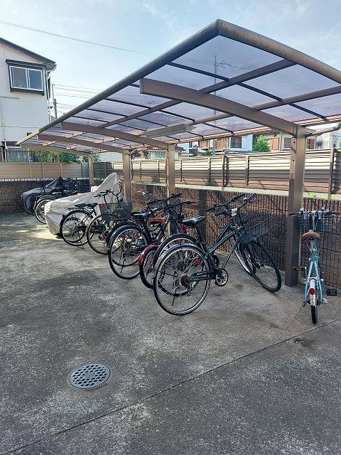 駐車場　駐輪場