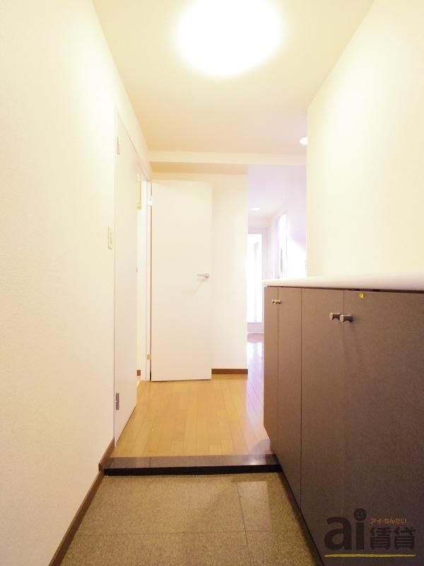 玄関　※同仕様写真です