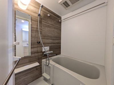 バス・シャワールーム