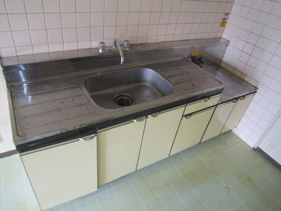 キッチン　※別号室の写真です