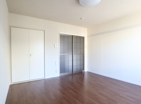 居室・リビング　（写真は同物件イメージ）