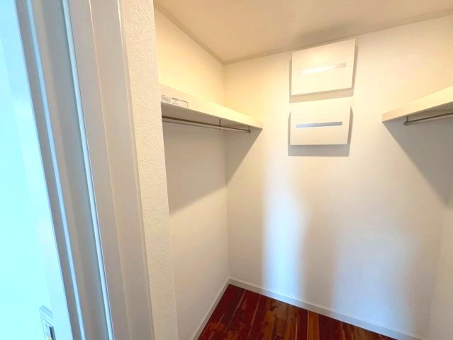 収納　沢山のお洋服も収納出来ます