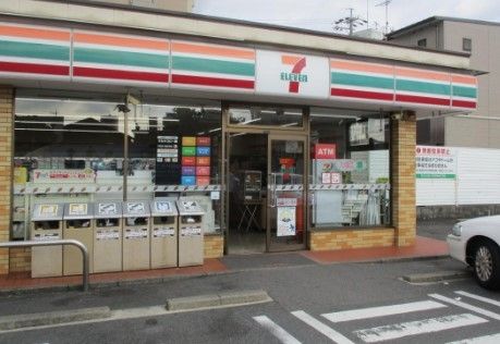 コンビニ　セブンイレブン名古屋萱場2丁目店（コンビニ）まで390m