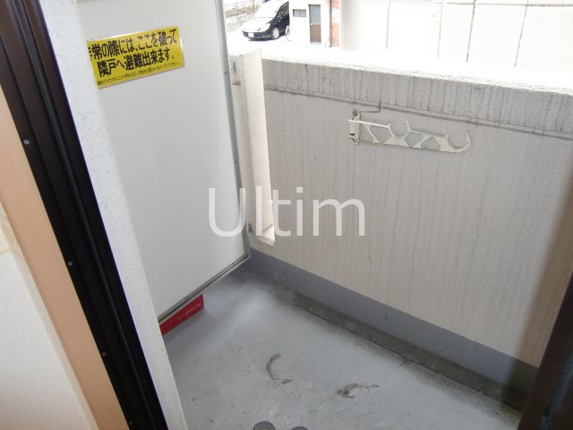 バルコニー　別部屋のお写真です。ご参考までに！