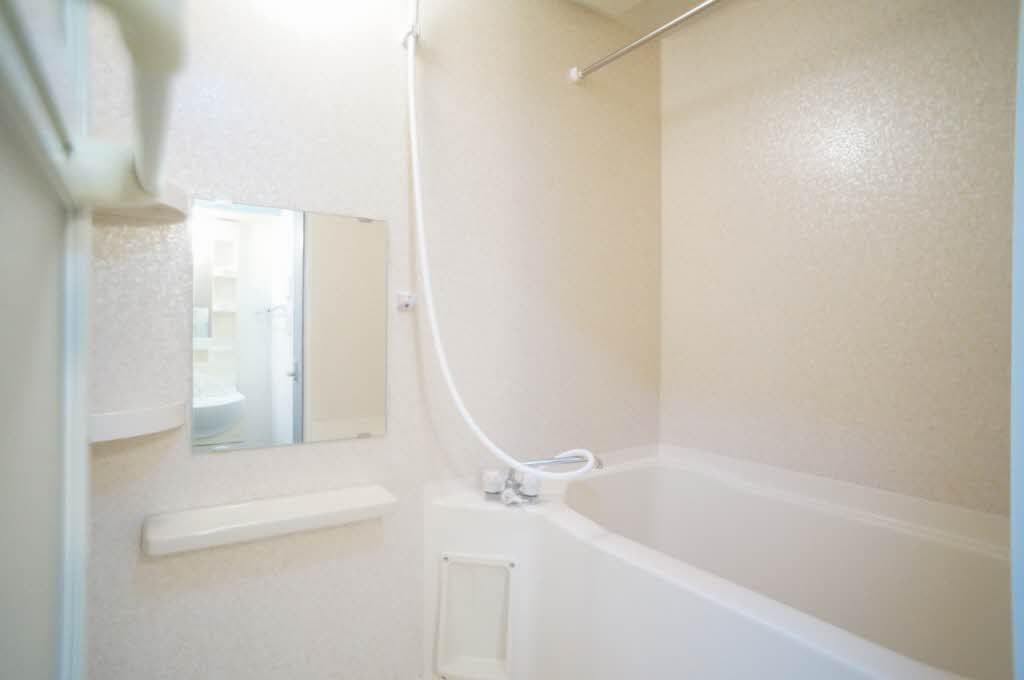 バス・シャワールーム　浴室