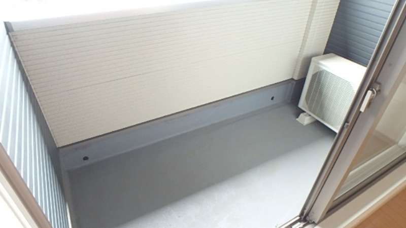 バルコニー　図面と現状に相違がある場合には現状を優先