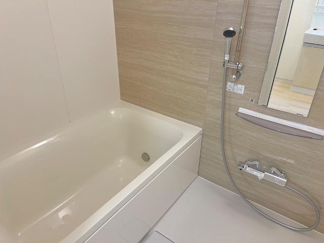 バス・シャワールーム　バス（イメージ）
