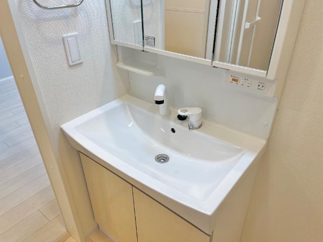 洗面設備　洗髪洗面化粧台（イメージ）