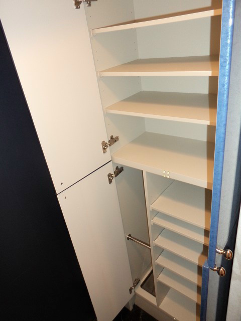 収納　※別部屋の写真になります