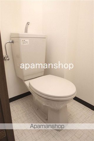地下鉄御堂筋線 なんば駅 徒歩6分 11階建 築23年のトイレ写真