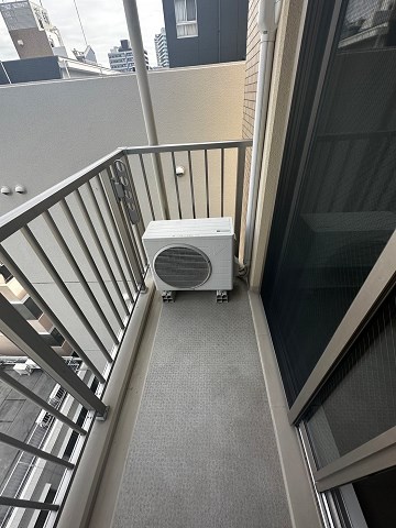バルコニー　陽当たり良好なバルコニーです