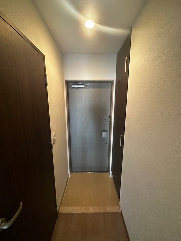 玄関　落ち着いた玄関です