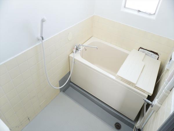 バス・シャワールーム　浴室