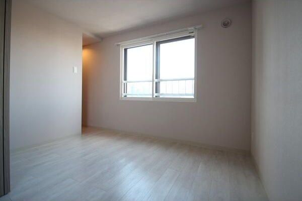 その他　壁面が多く家具の配置のしやすいお部屋です