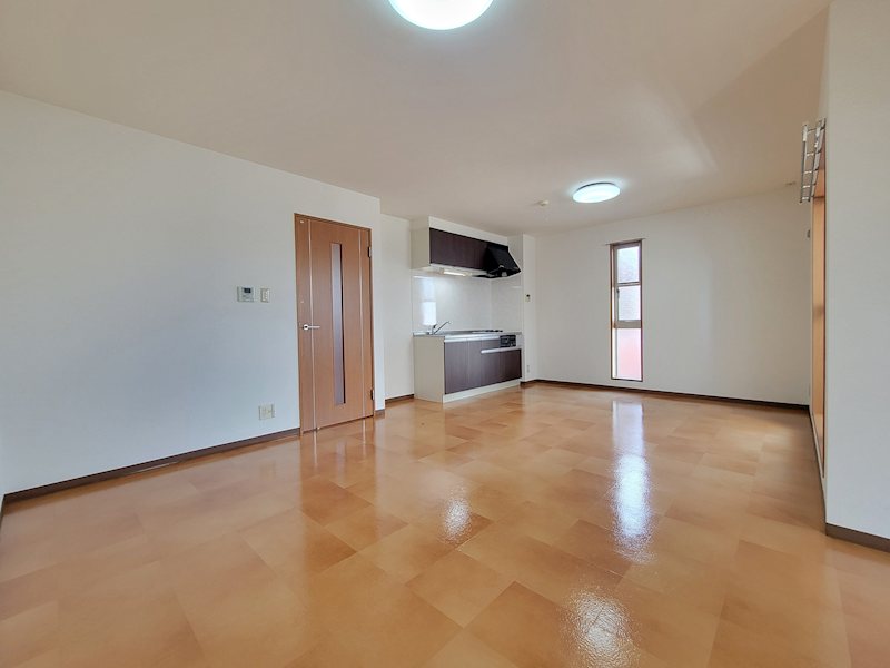 居室・リビング　リビング16帖