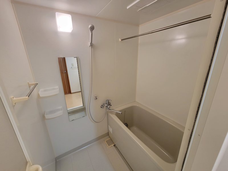 バス・シャワールーム　浴室