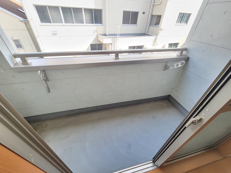 バルコニー　ベランダ