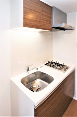 キッチン　参考写真（同物件別部屋）