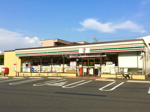 コンビニ　セブンイレブン 名古屋富が丘北店（コンビニ）まで581m