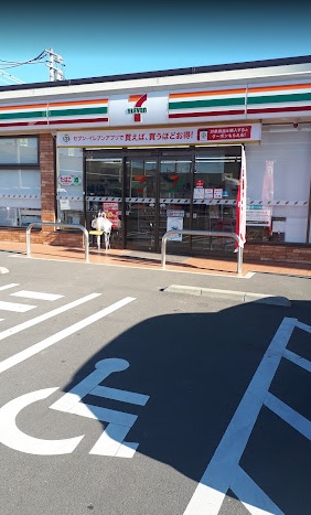 コンビニ　セブン－イレブン　焼津越後島店（コンビニ）まで386m